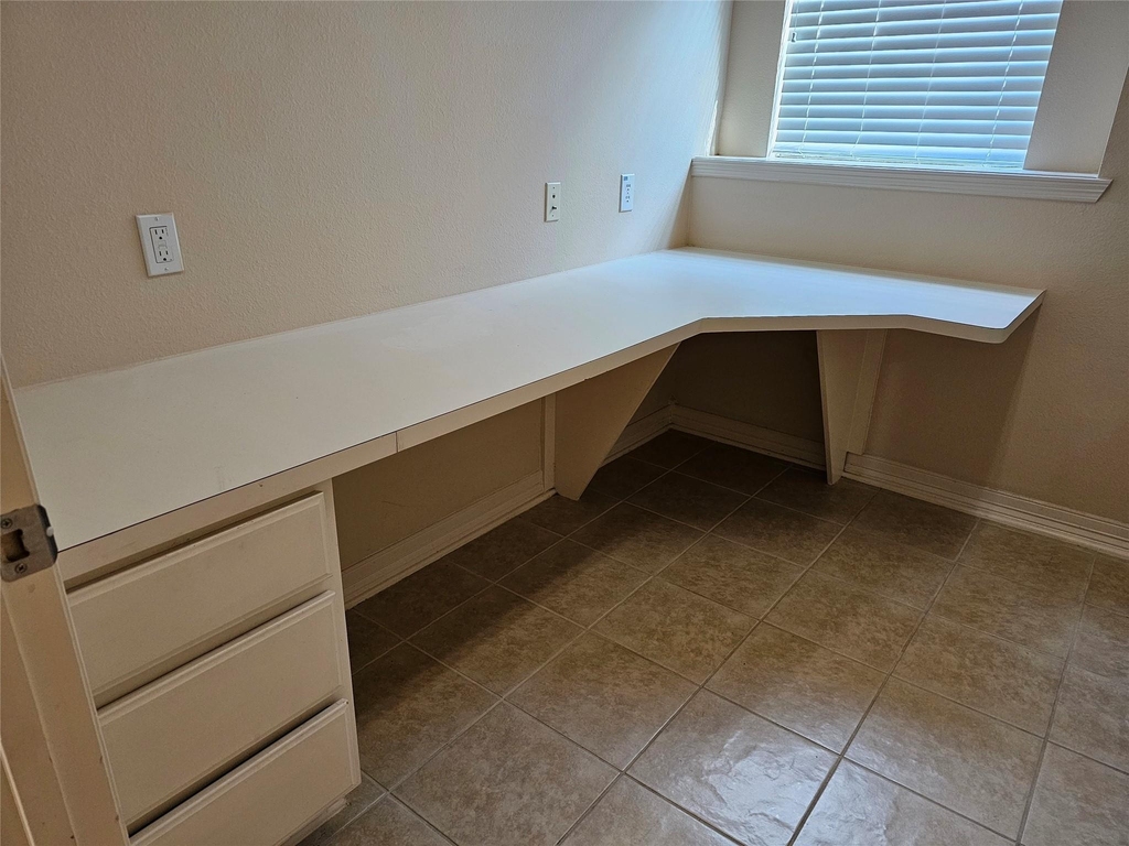 3218 Waters Edge Drive - Photo 10