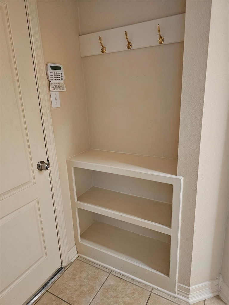 3218 Waters Edge Drive - Photo 11