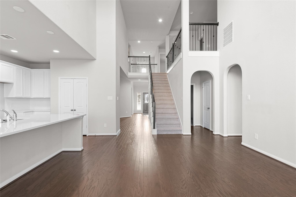 29650 Kynndal Shore Drive - Photo 4