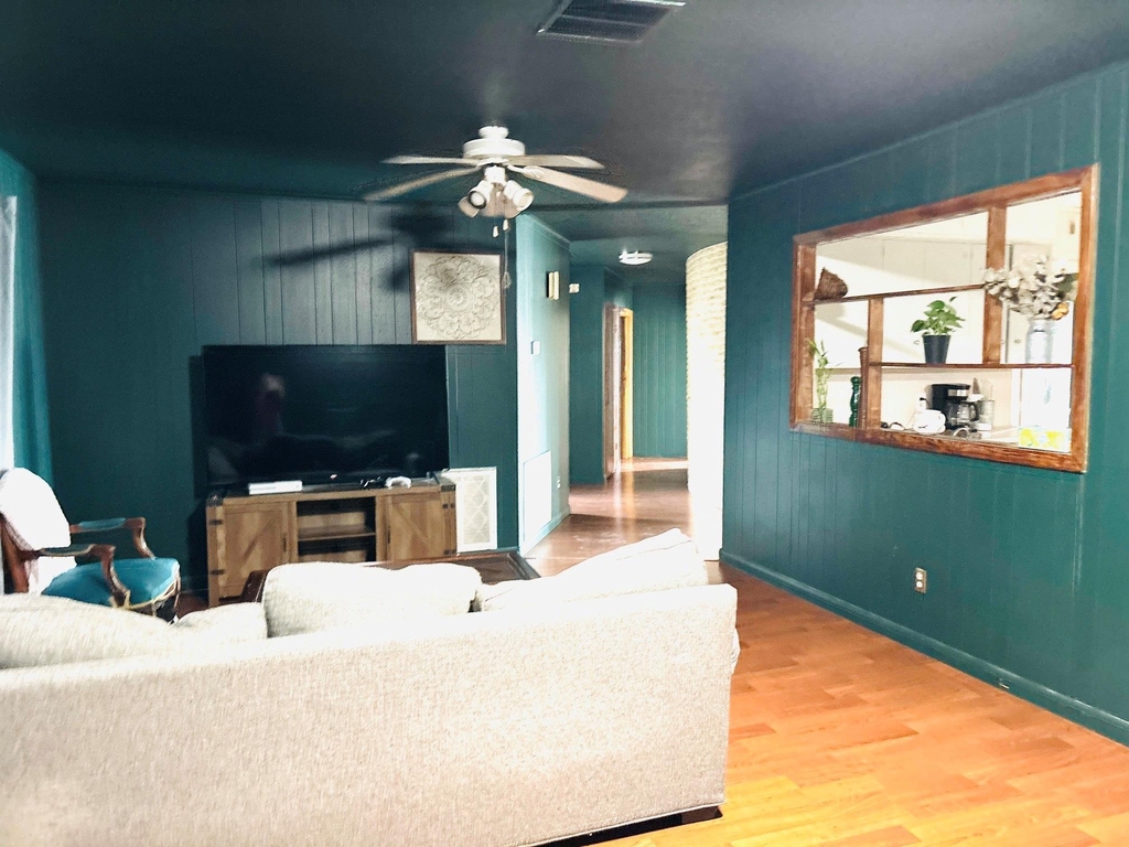 4901 Timber Lane - Photo 2