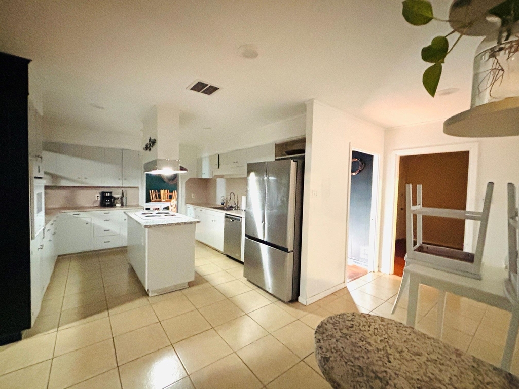 4901 Timber Lane - Photo 5