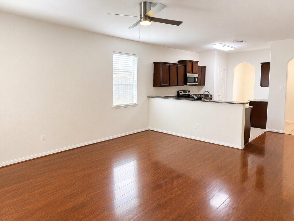 38106 N Sweetwater Circle - Photo 5