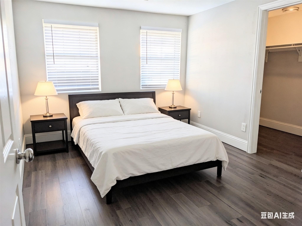 813 1/2 Alexander Street - Photo 3