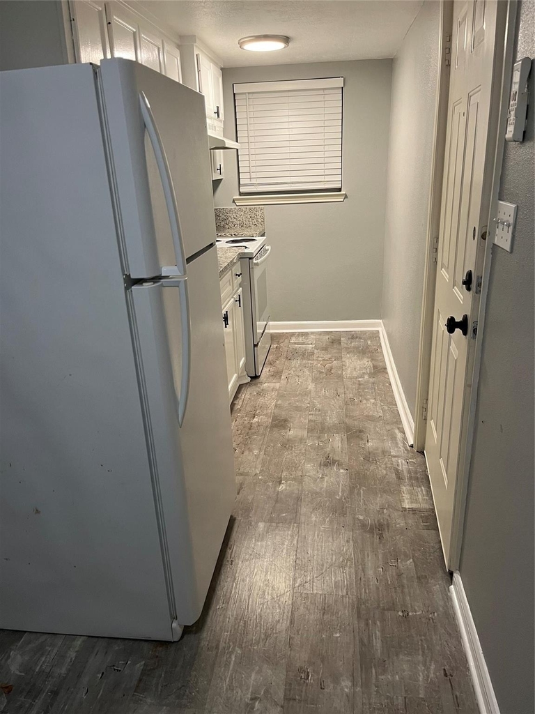 2721a Virginia Street - Photo 3