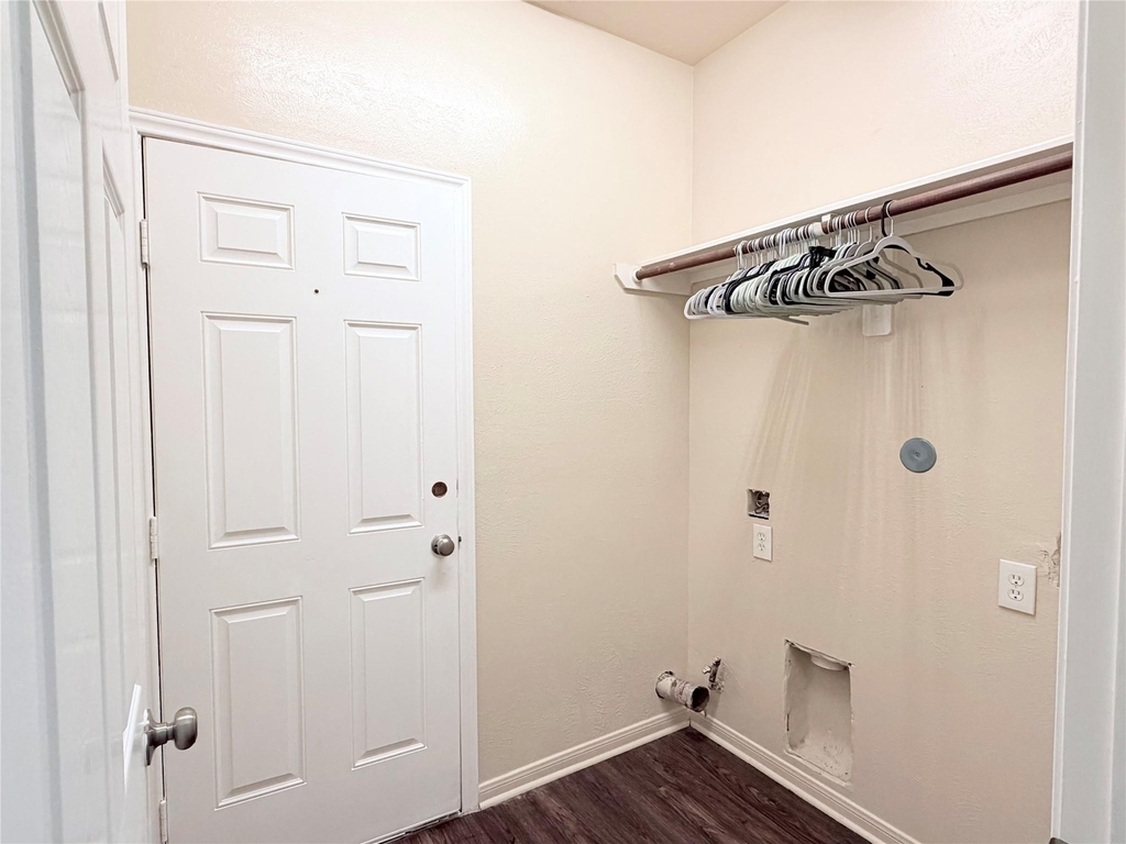 7403 Bering Landing Drive - Photo 21
