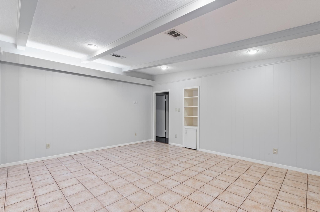 118 E Thornton Road - Photo 7