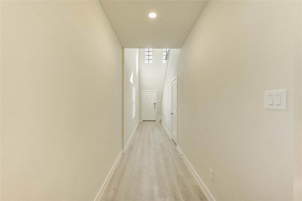 21526 George Wayne Way - Photo 2