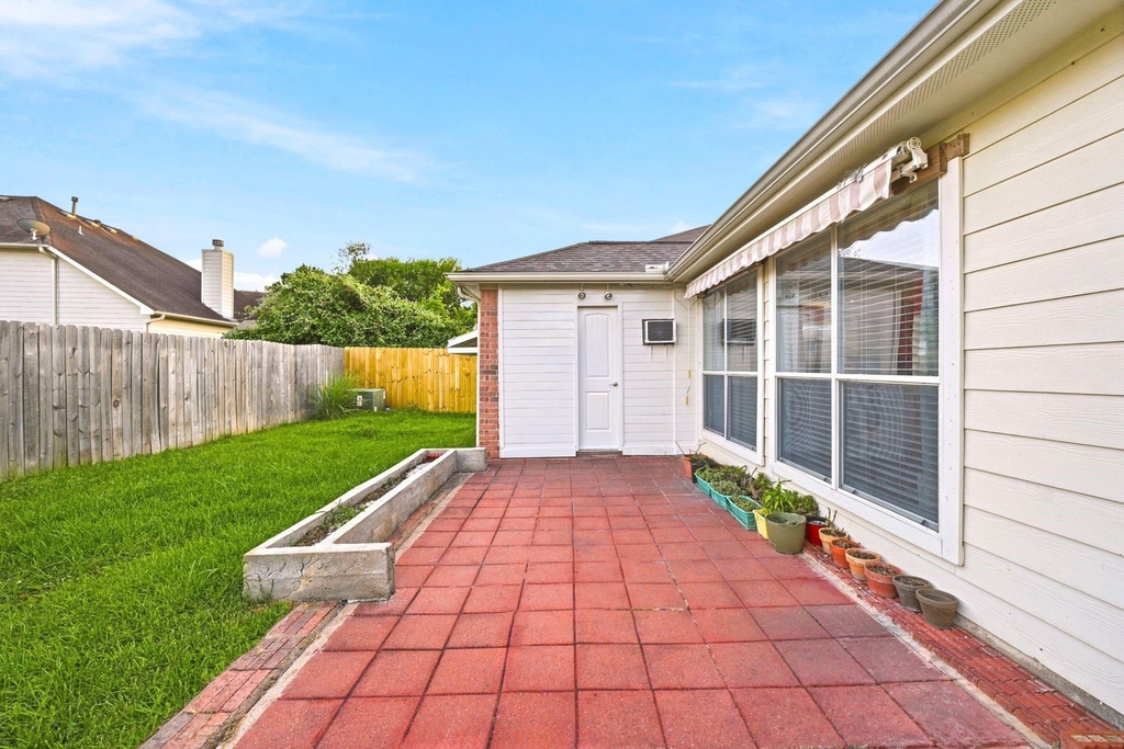 6931 Hamilton Falls Lane - Photo 32