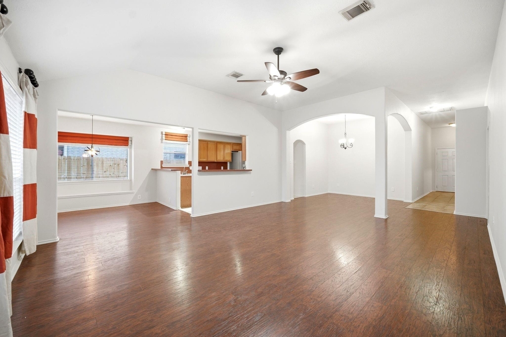 6931 Hamilton Falls Lane - Photo 10