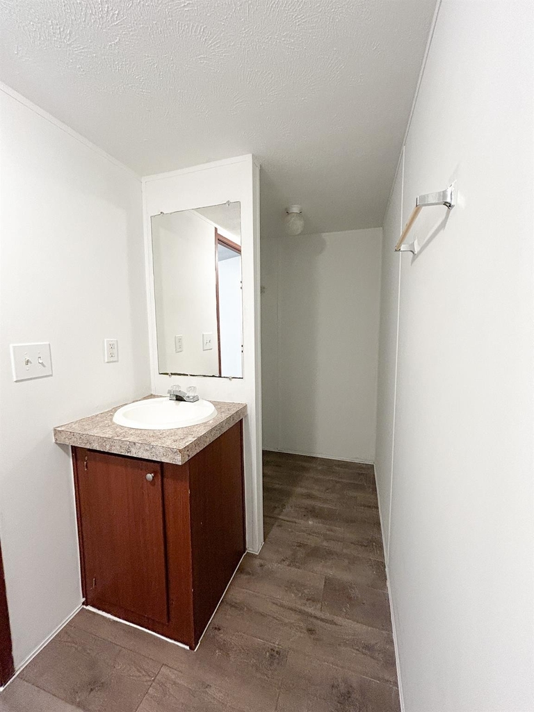 71 County Road 4282 - Photo 15