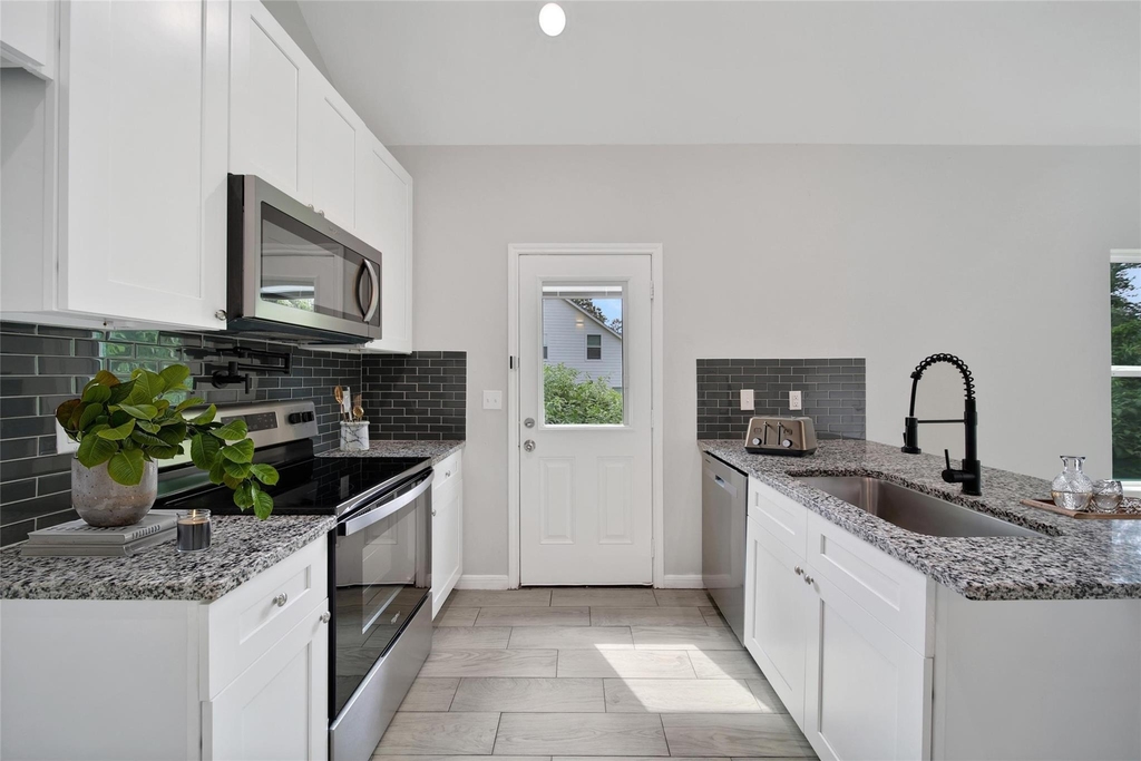 16713 E Ivanhoe - Photo 12