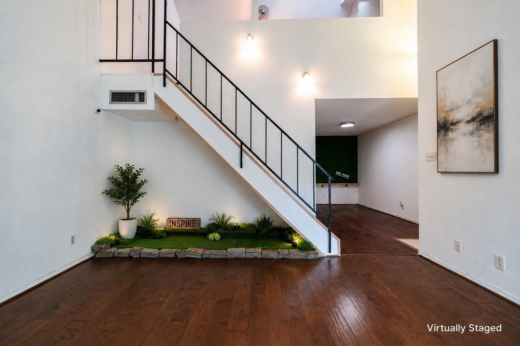 10811 Richmond Avenue - Photo 1