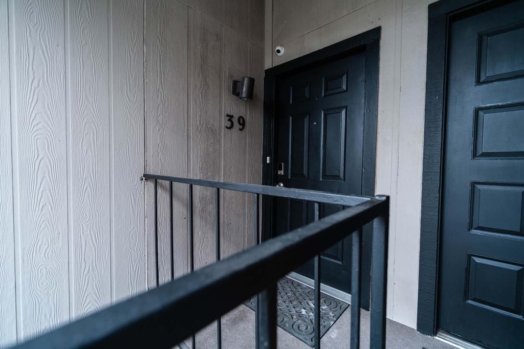 10811 Richmond Avenue - Photo 14