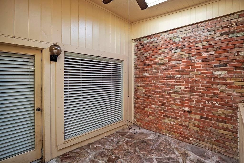 1807 Saxony Lane - Photo 7