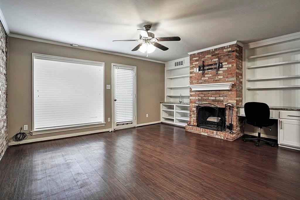 1807 Saxony Lane - Photo 2