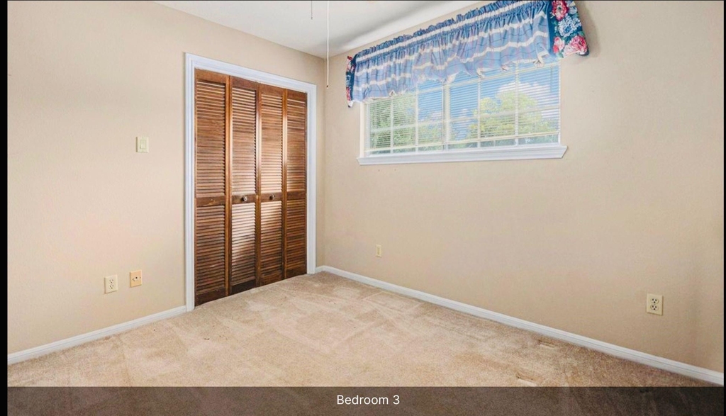 15014 Hollydale Drive - Photo 13