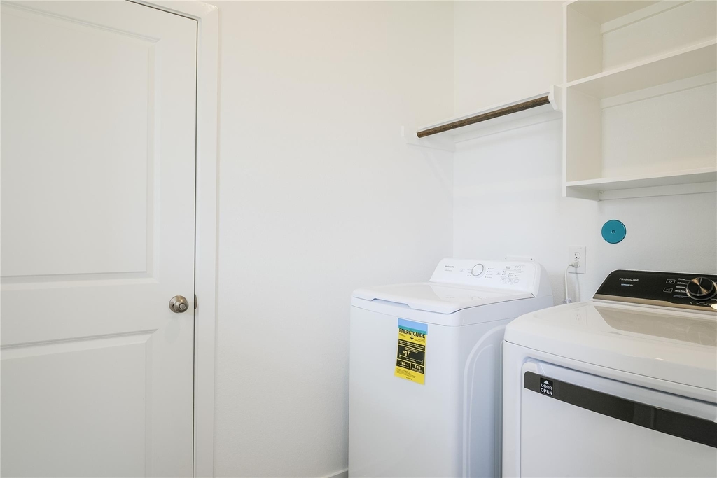 6415 Orchid Beach Drive - Photo 3