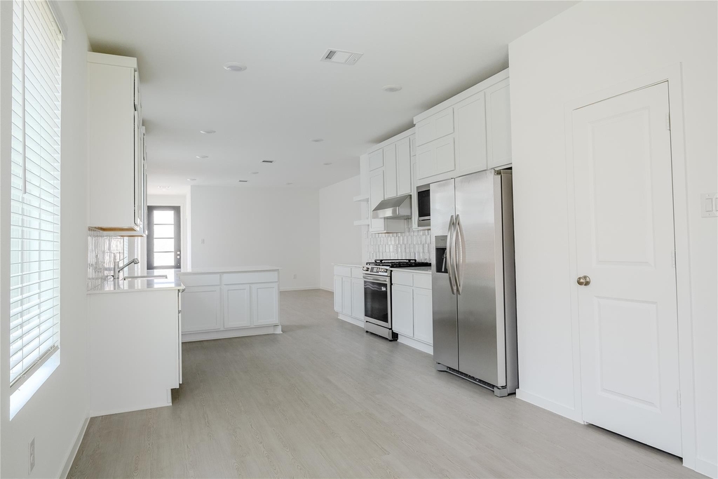 6415 Orchid Beach Drive - Photo 7