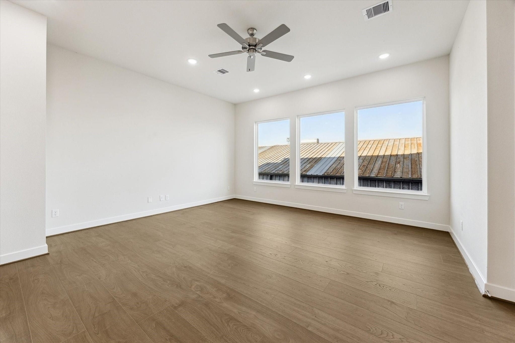 412 N Stiles Street - Photo 4