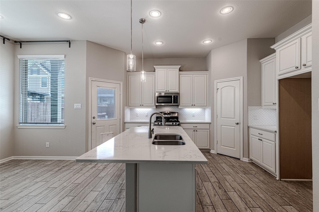 5543 Purple Meadow Lane - Photo 13