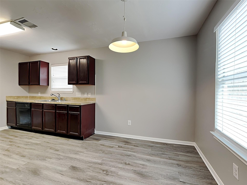 16326 Royal Fort Lane - Photo 6