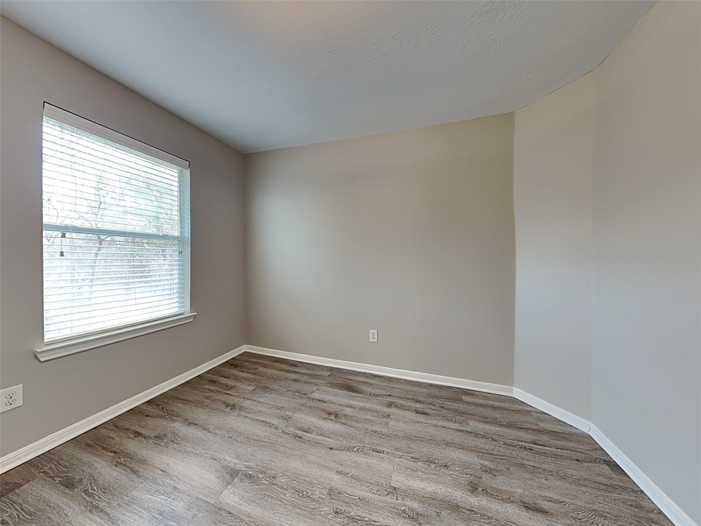16326 Royal Fort Lane - Photo 13
