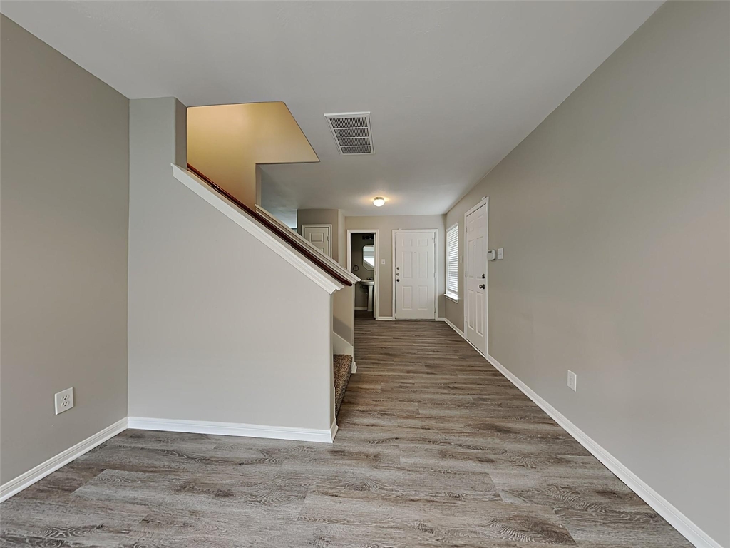 16326 Royal Fort Lane - Photo 3
