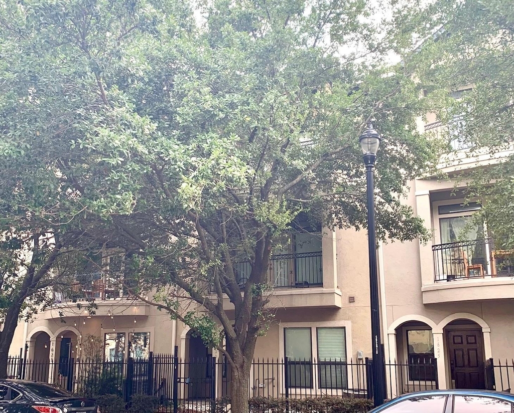1623 Stuart Street - Photo 1