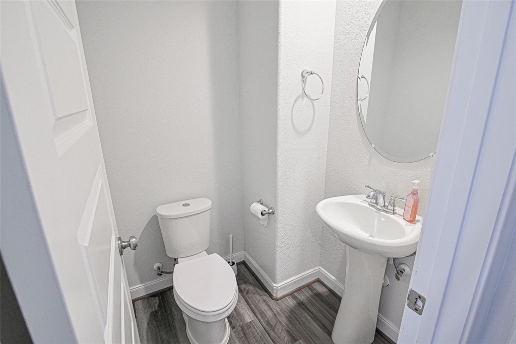 10005 Brickhouse Drive - Photo 12