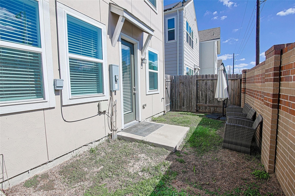 10005 Brickhouse Drive - Photo 27