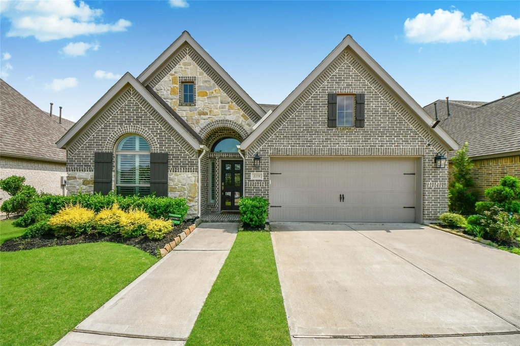 2206 Forest Trace Lane - Photo 1