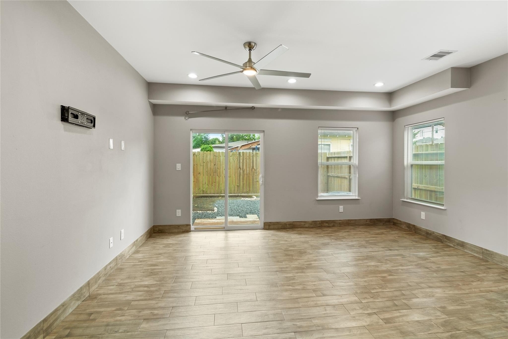 3923 Yale Street - Photo 14