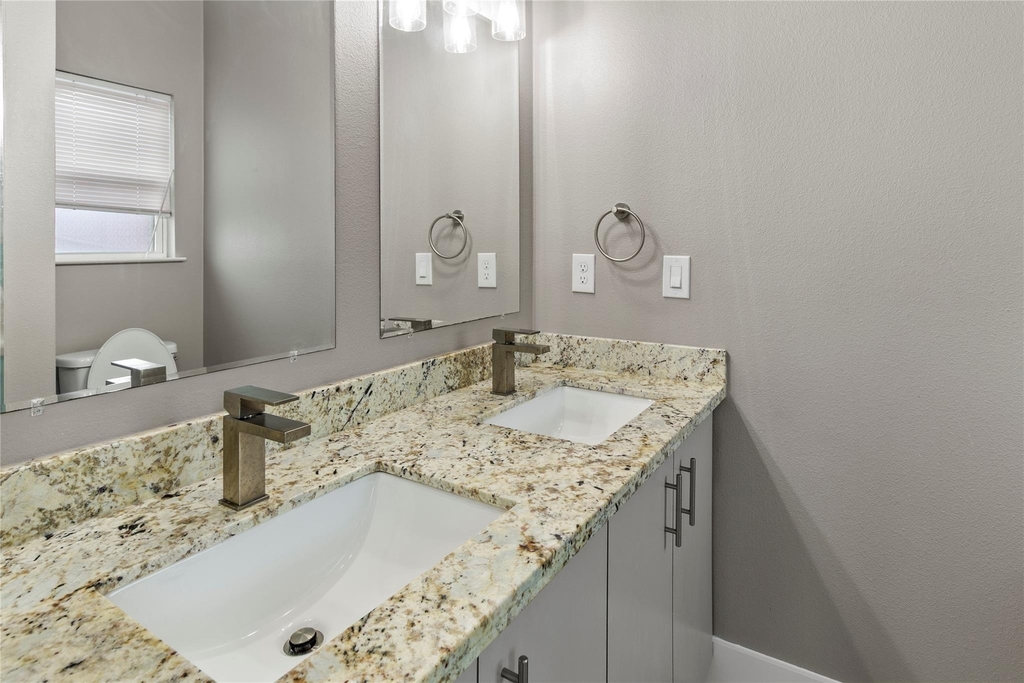 3923 Yale Street - Photo 30