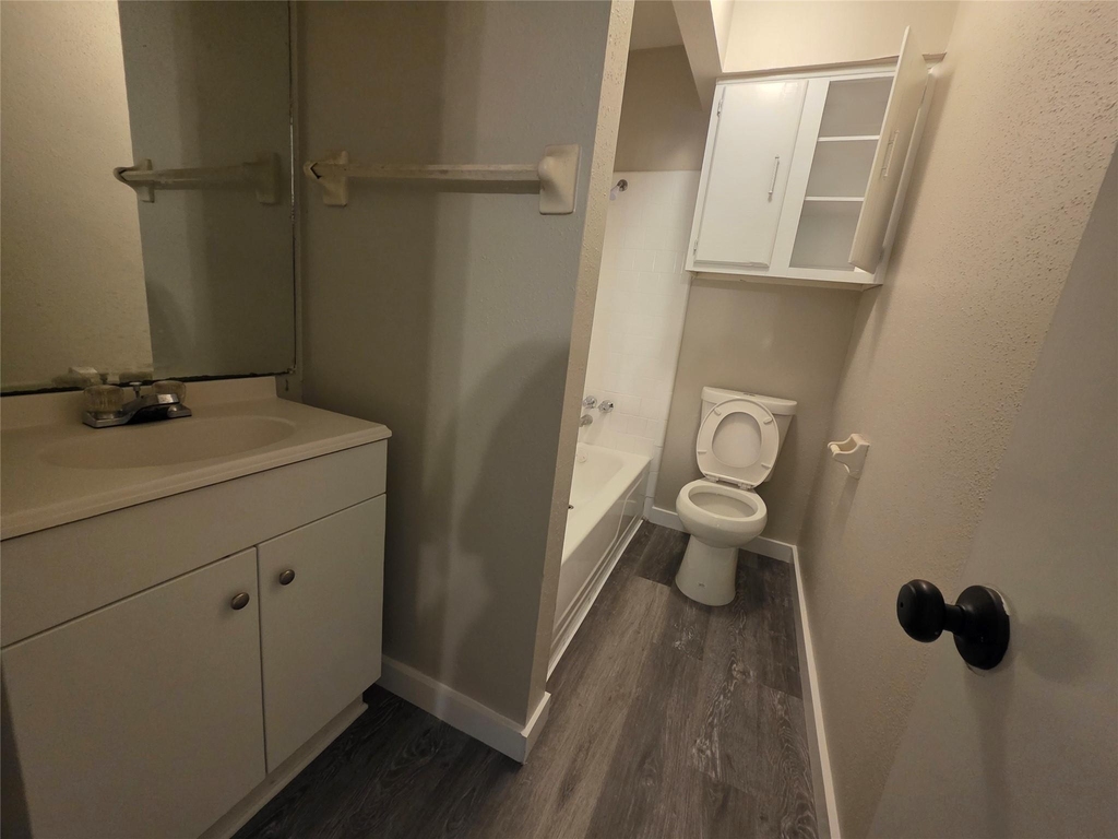 12740 Shannon Hills Drive - Photo 6