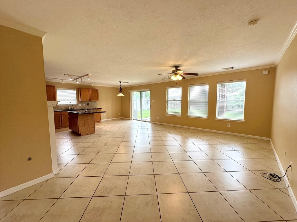 9922 Sand Lodge Lane - Photo 6
