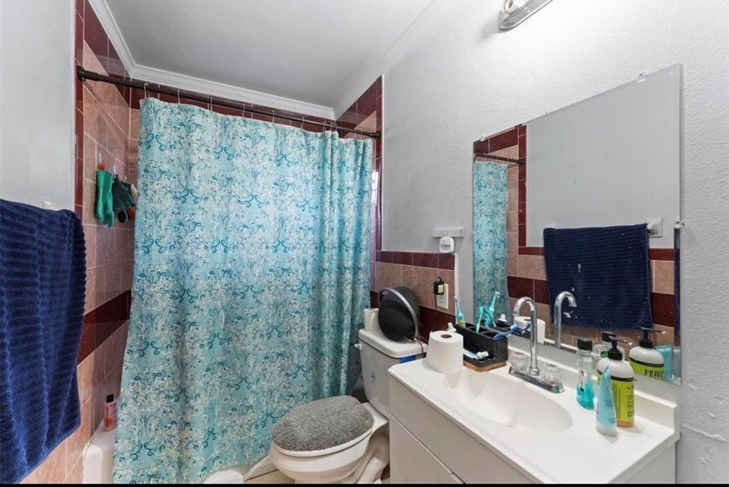 8538 Sunderland Unit A Road - Photo 3