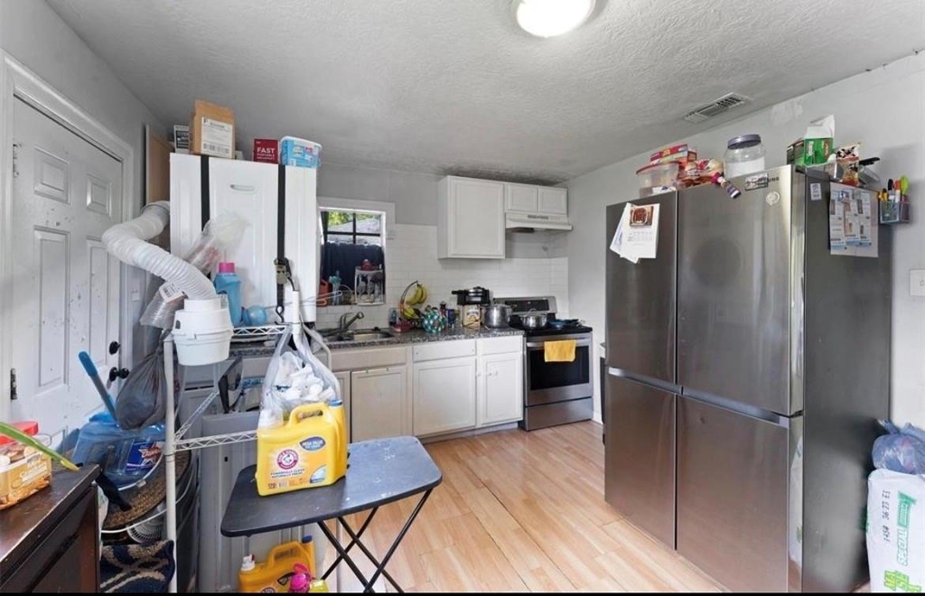 8538 Sunderland Unit A Road - Photo 2