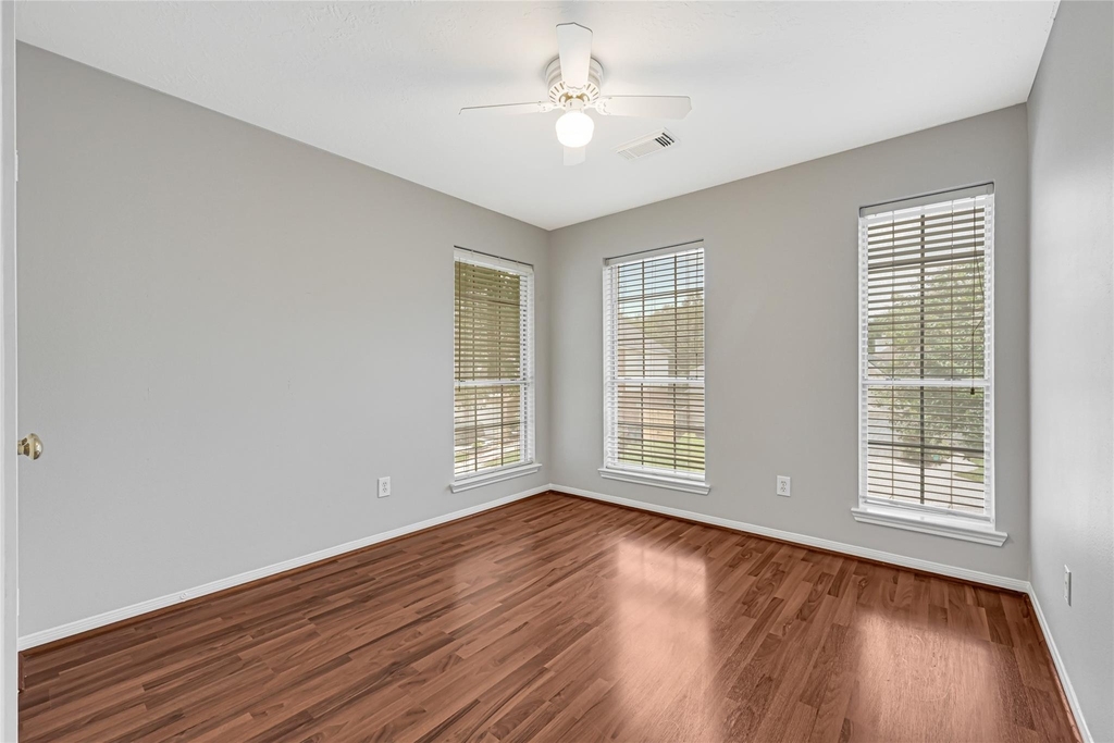 10323 Emerald Pine Drive - Photo 18