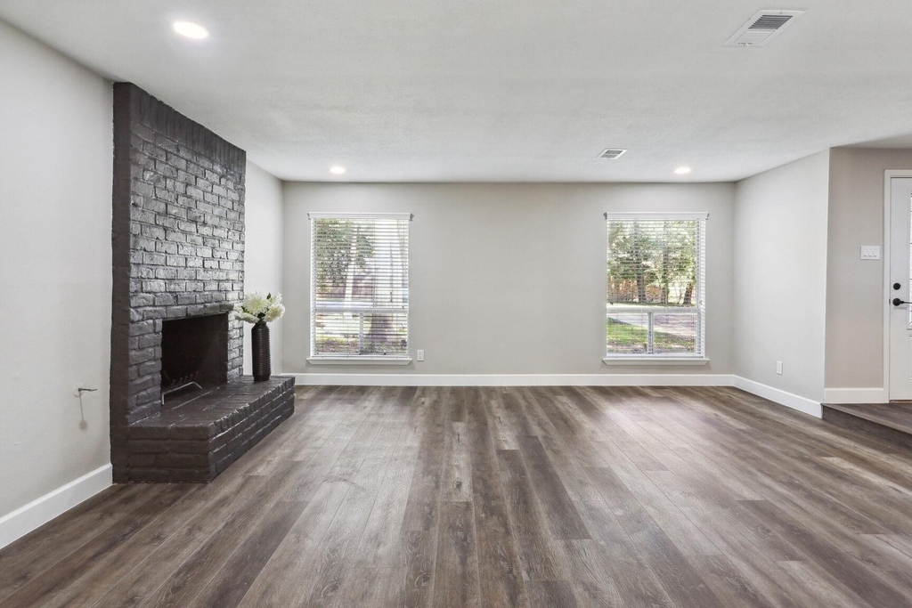68 Ne Yewleaf Road - Photo 5