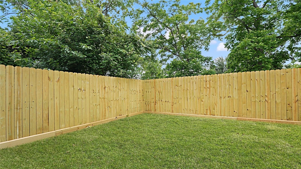 1313 Knight Street - Photo 13