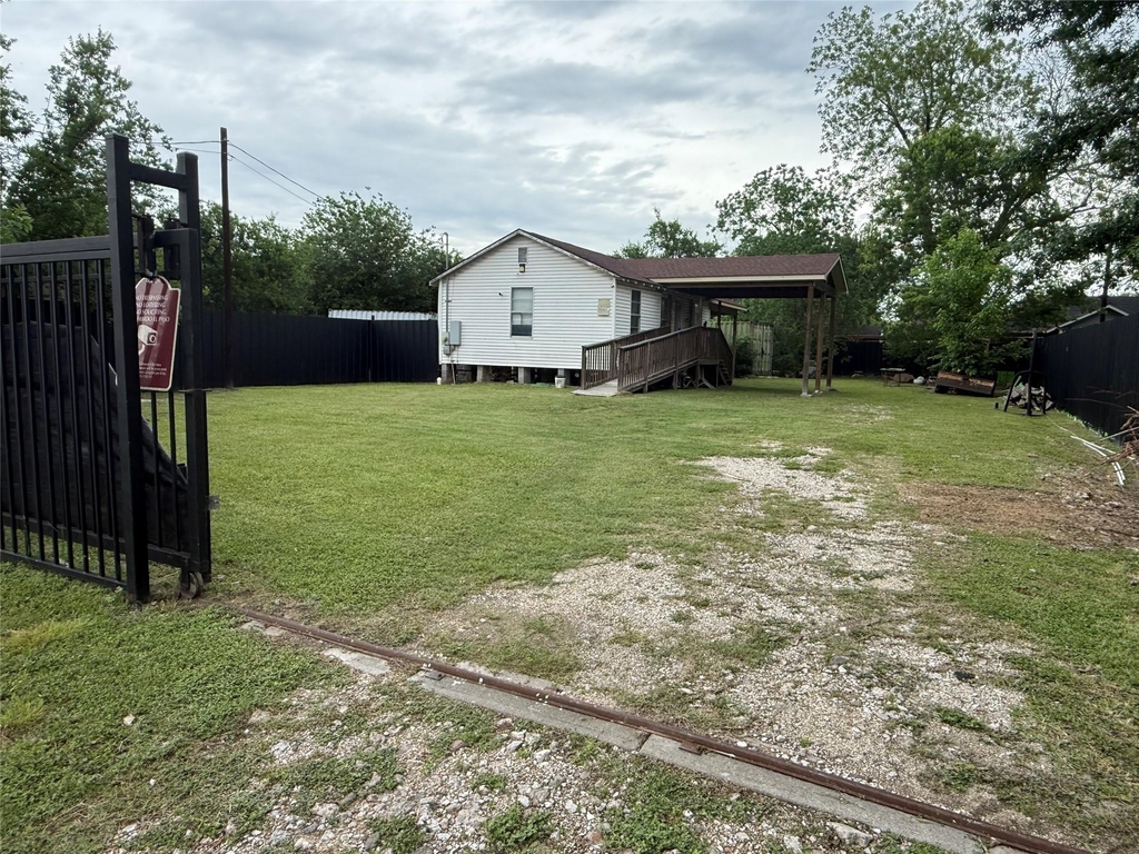 10338 Aldine Westfield Road - Photo 2