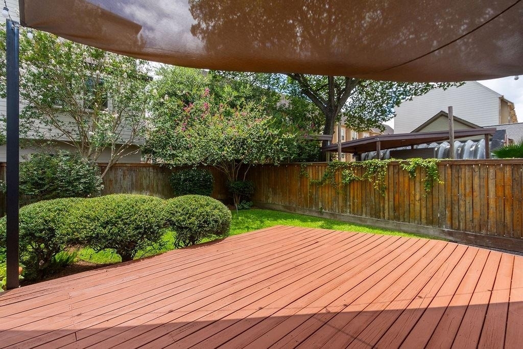 3909 Barnes Street - Photo 18