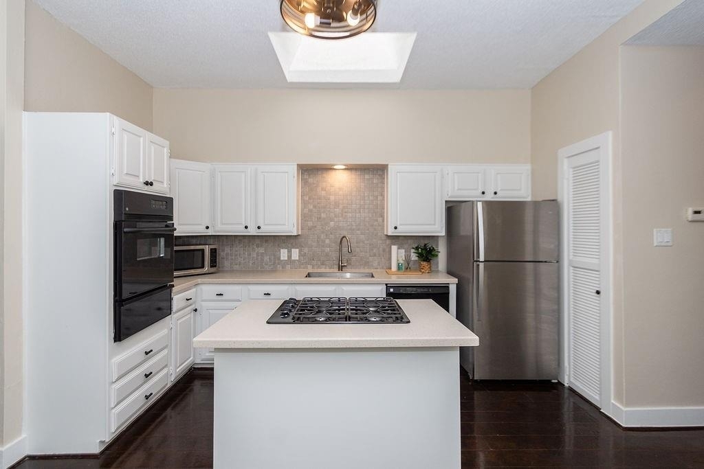 3909 Barnes Street - Photo 5