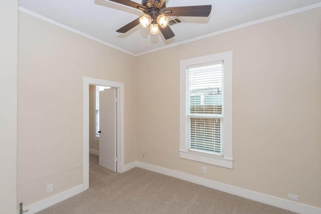 3909 Barnes Street - Photo 9