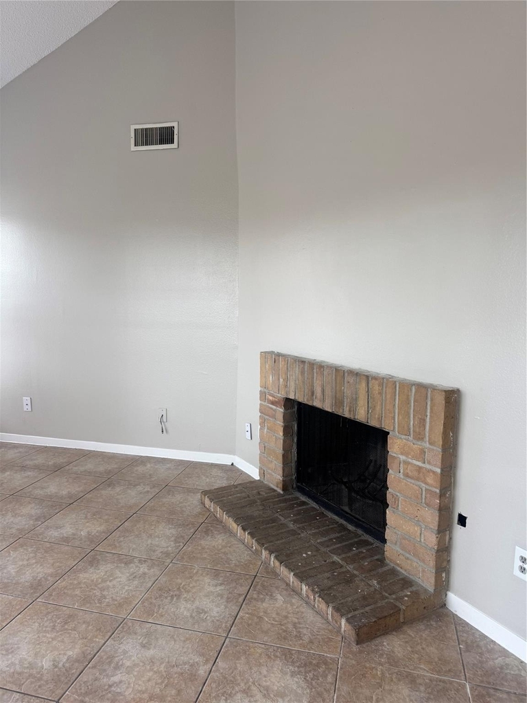 10104 Waterstone Drive - Photo 11