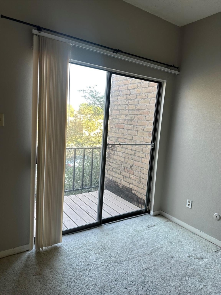 10104 Waterstone Drive - Photo 17