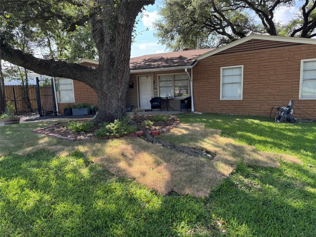 6944 Burgess Street - Photo 3