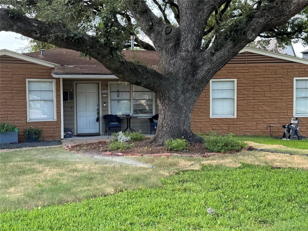 6944 Burgess Street - Photo 4