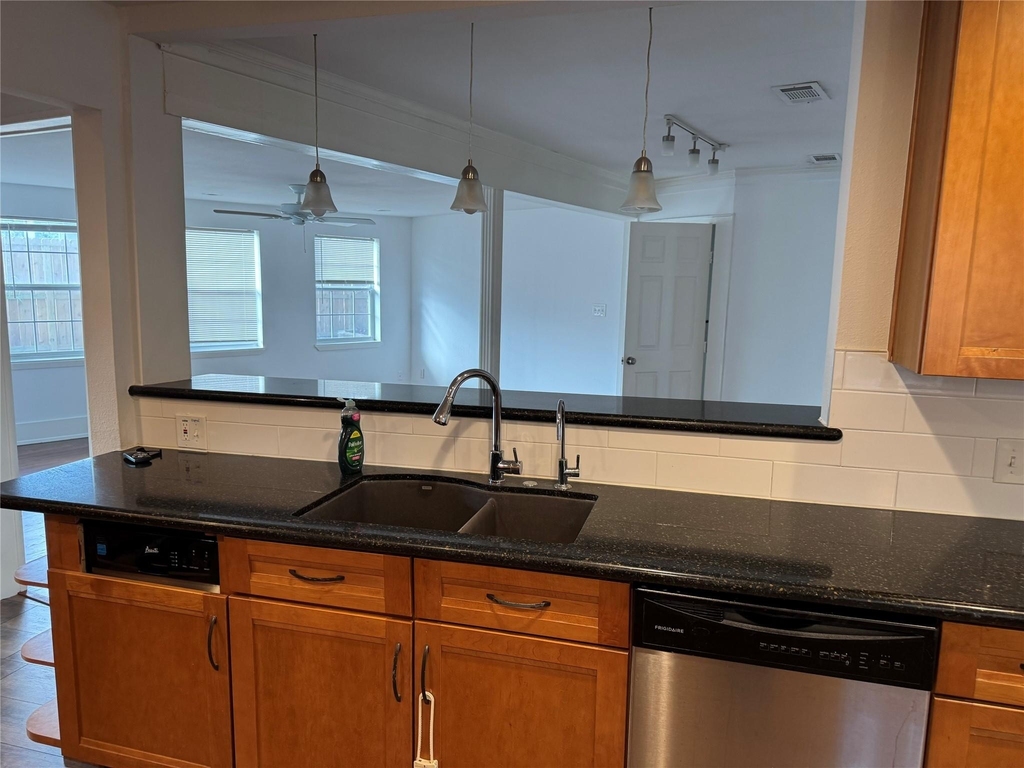 6944 Burgess Street - Photo 35