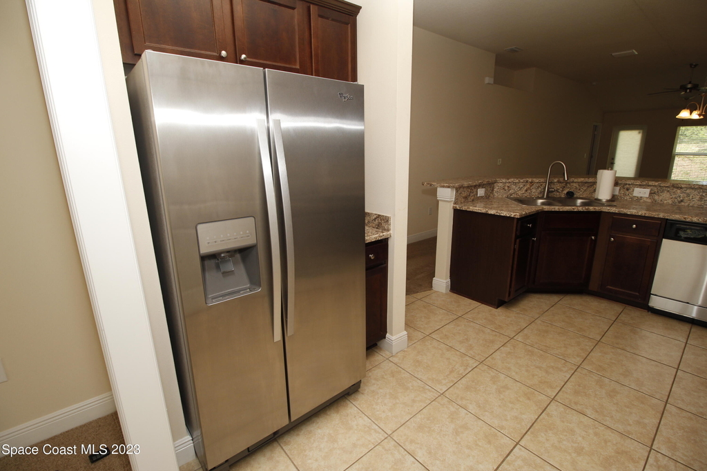 1034 Breakaway Trail - Photo 2